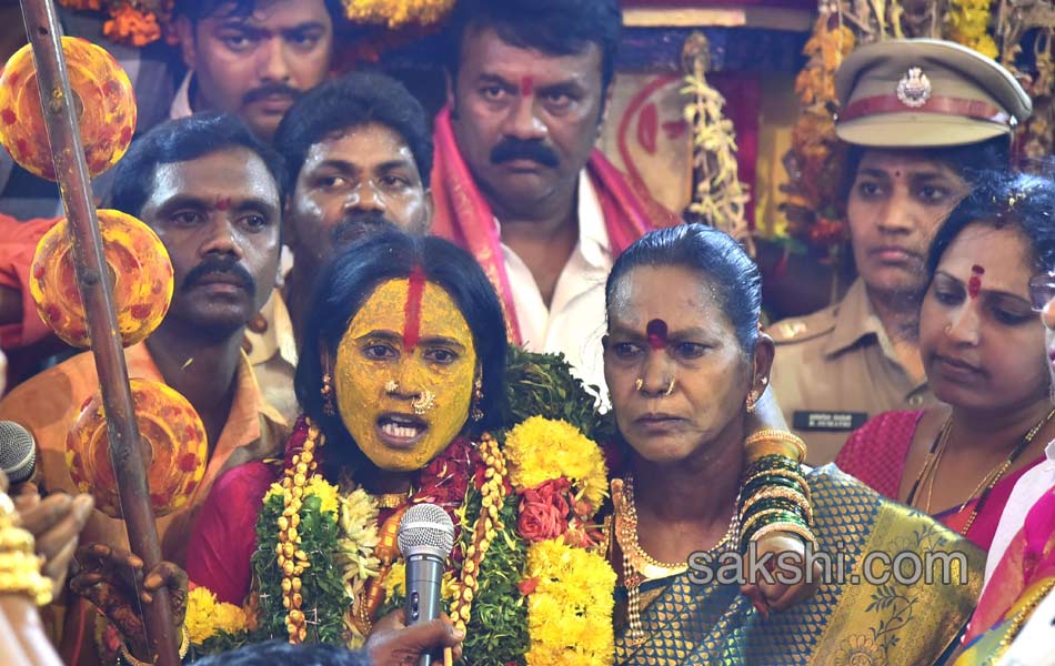 Rangam Bhavishyavani at secunderabad mahankali temple2