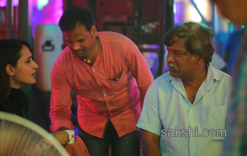 nakshatram movie working stills - Sakshi8