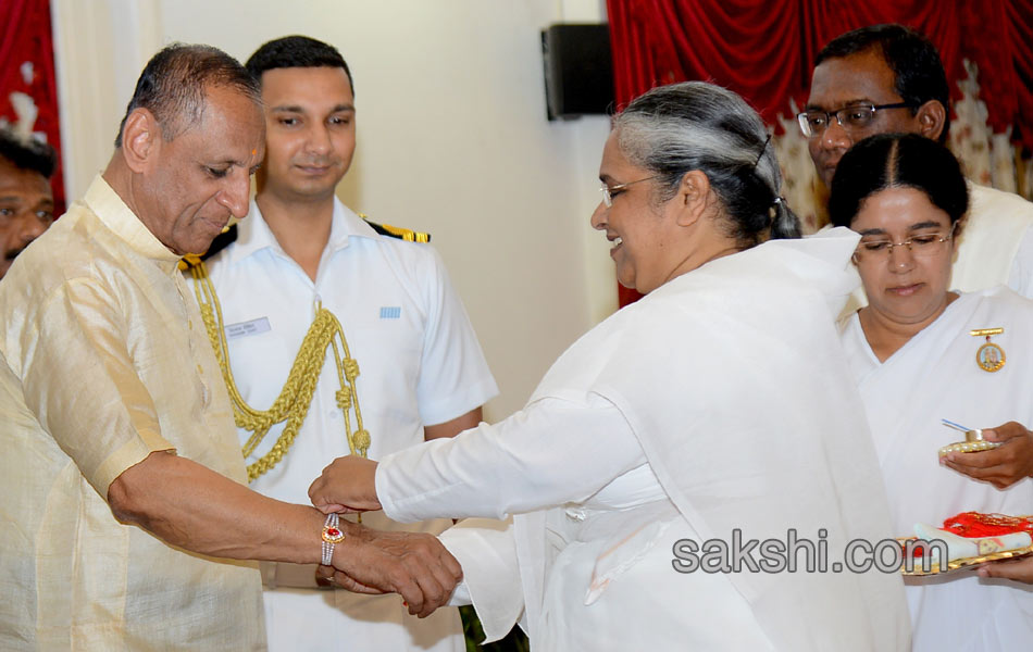 Rakhi celebrations in Rajbhavan13