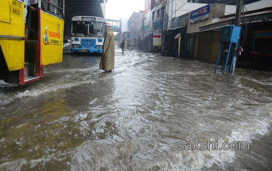 Heavy rains in Hyderabad14