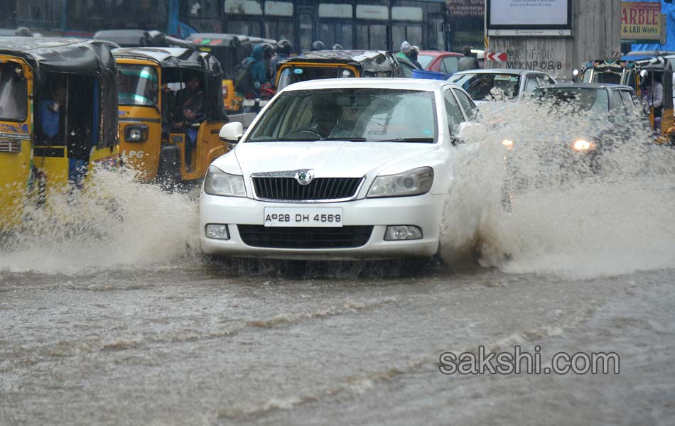 Heavy rains in Hyderabad19