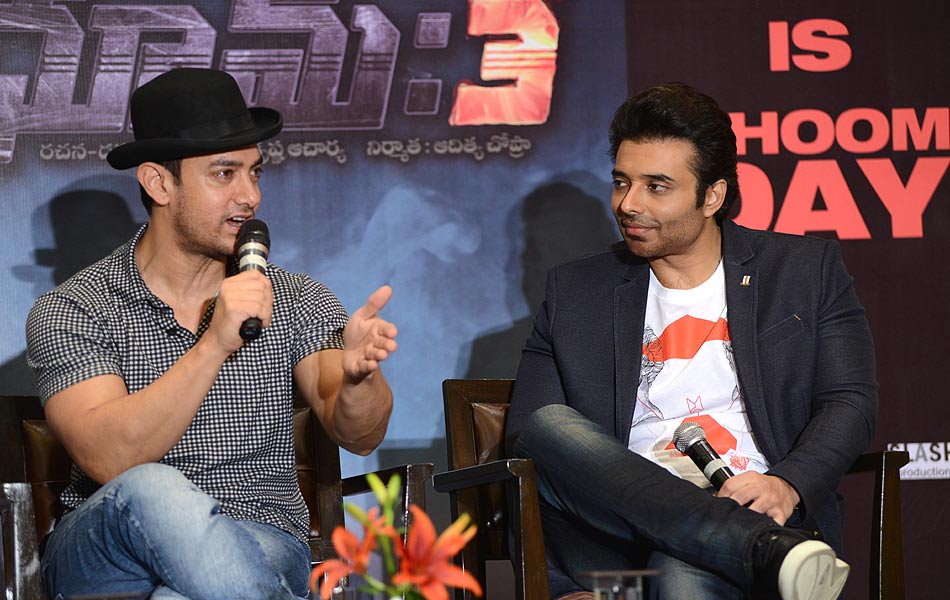 Dhoom 3 Team in Hyderabad for Movie Promotion6