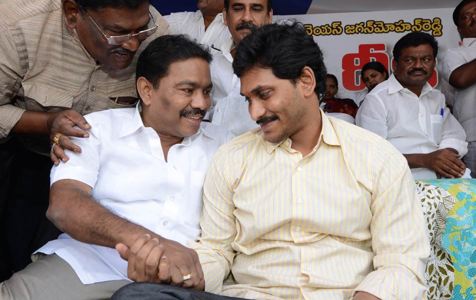 ys jagan takes up fasting for united state - Sakshi4