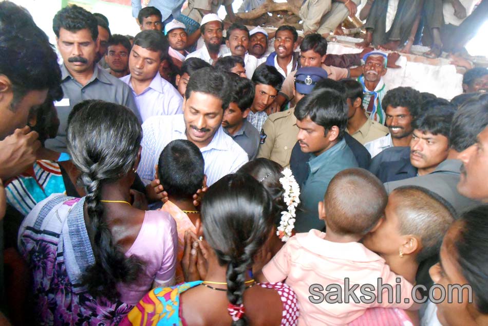 tirupathi tour in ys jagan mohan reddy - Sakshi19