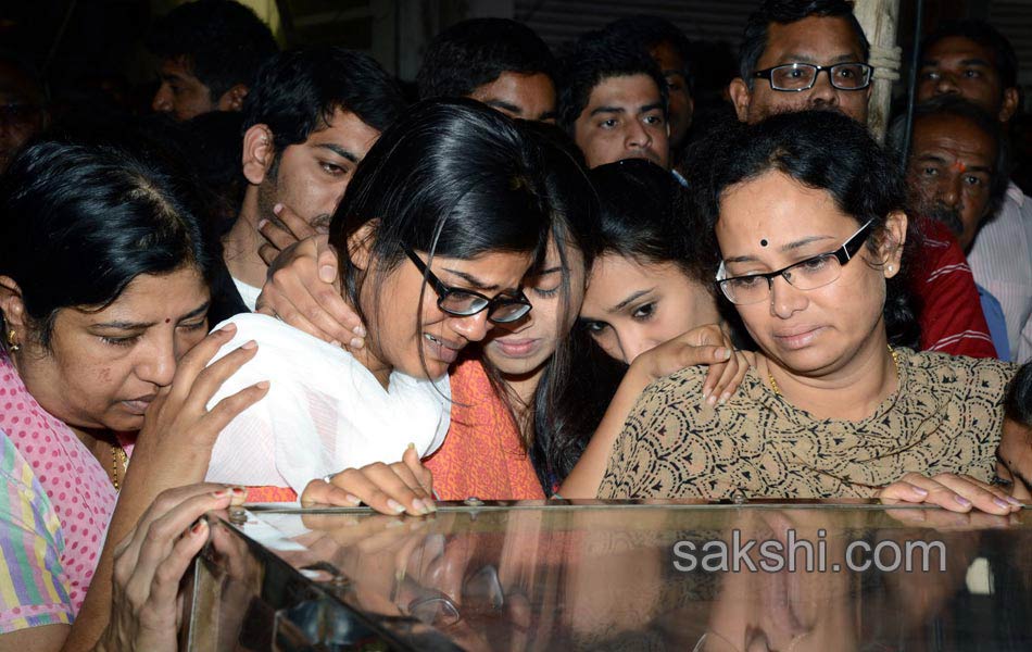 Tollywood Celebrities Pay Homage To Actor Uday Kiran - Sakshi5