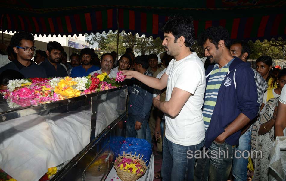 Tollywood Celebrities Pay Homage To Actor Uday Kiran - Sakshi19