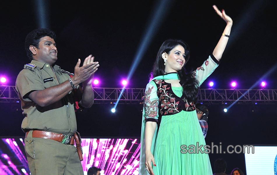 stars musical night at warangal30