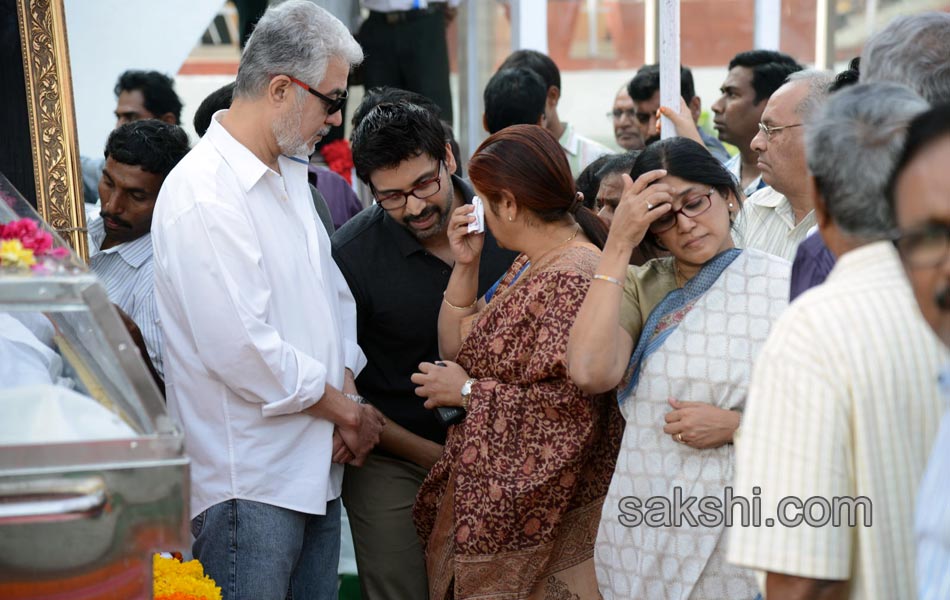 cinima and political celebrities condolence to akkineni family57