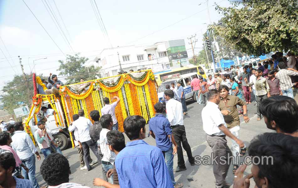 akkineni nageswara rao funerals in annapurna studios17