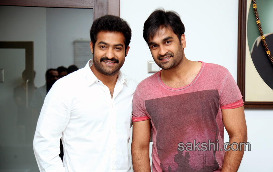 Jr NTR Lanunches Photos of Basanti Song Teaser6