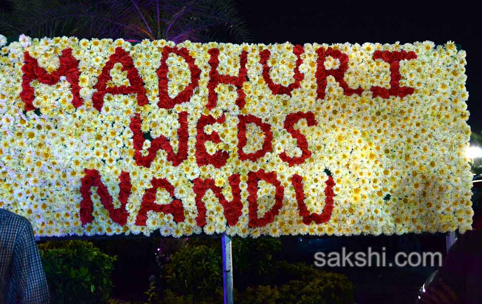 geetha madhuri with nandu marriage2