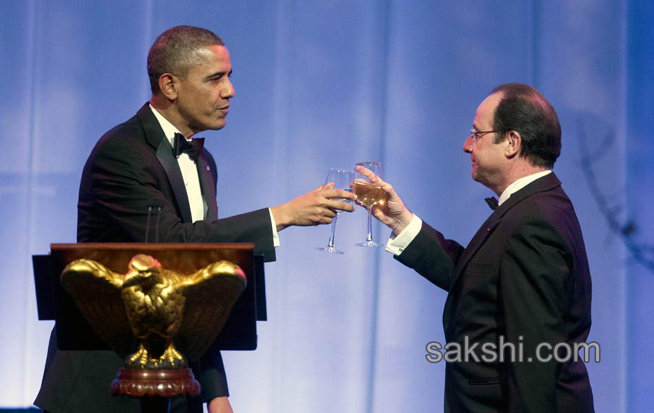 Obama and Francois Meeting - Sakshi1