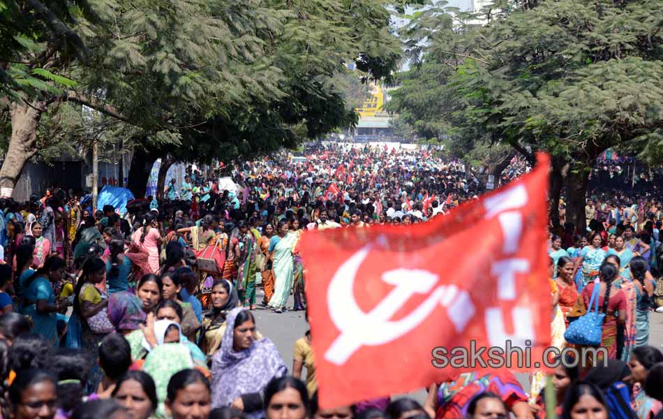 Dharna of Anganwadis6