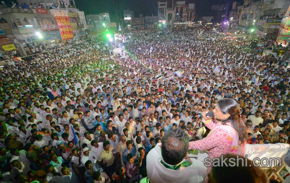 Sharmila s Janpatham at guntur District - Sakshi7