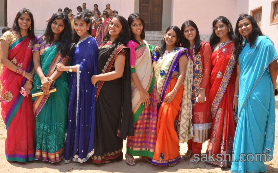 ou engineering students in Indian traditional dress - Sakshi1