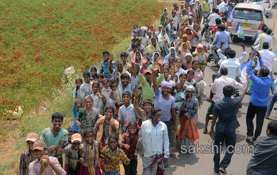 Vijayamma s Janapatham at Guntur District - Sakshi27