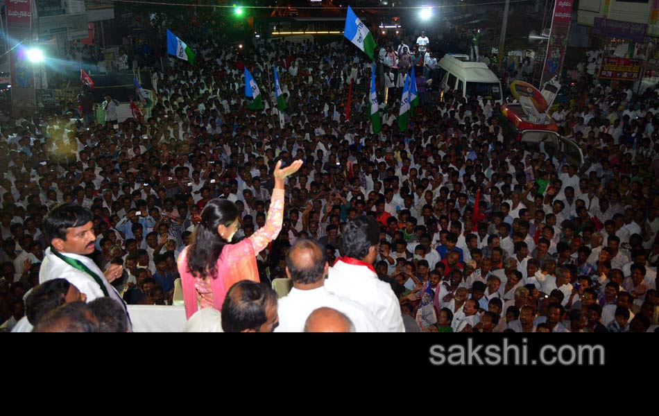 Sharmila s Janapatham at Khammam Distric - Sakshi22