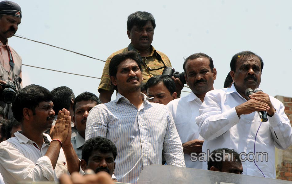 Jagan s Janapatham at Anantapur District - Sakshi10