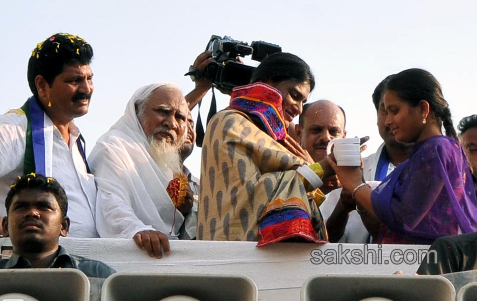 Sharmila s Janapatham at Warangal District - Sakshi10