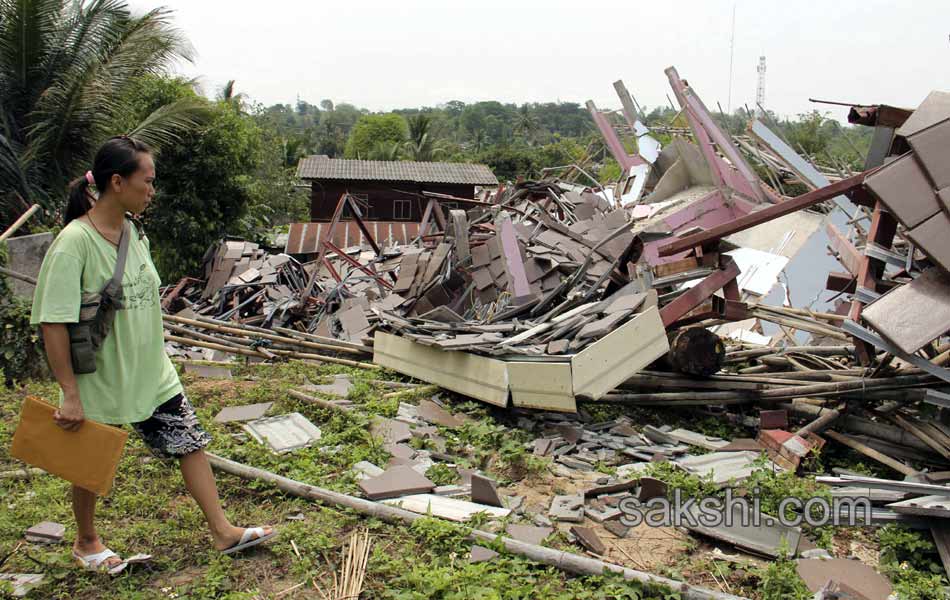 Earth Quake in Thailand4