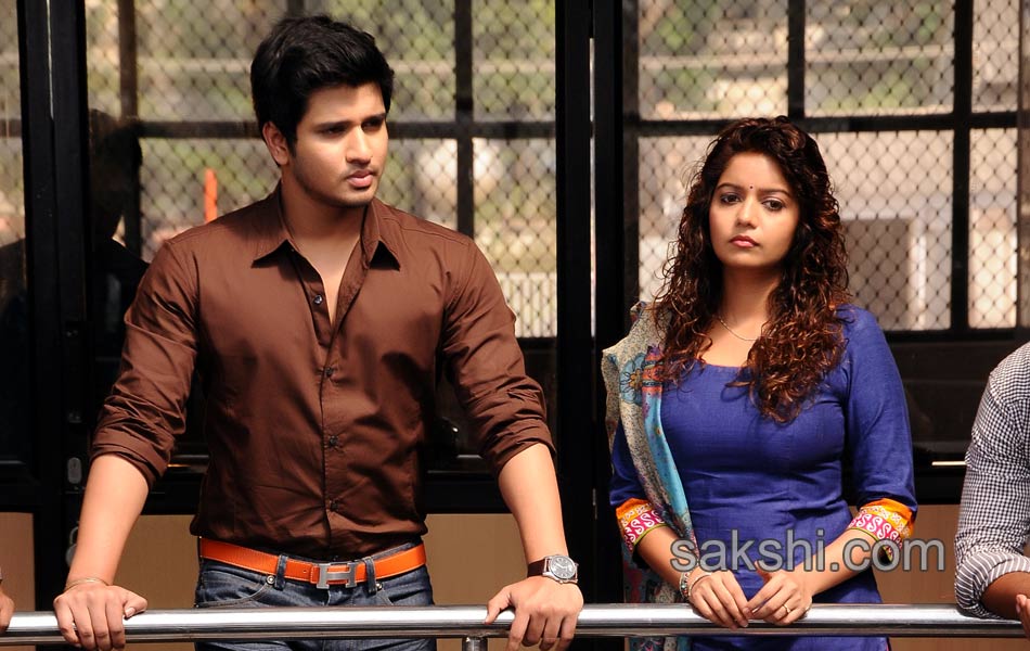 Karthikeya Movie Stills4