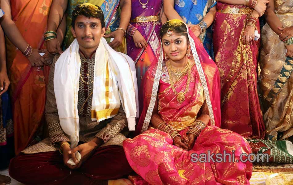 Celebs at Sivaji Raja Daughter Wedding3