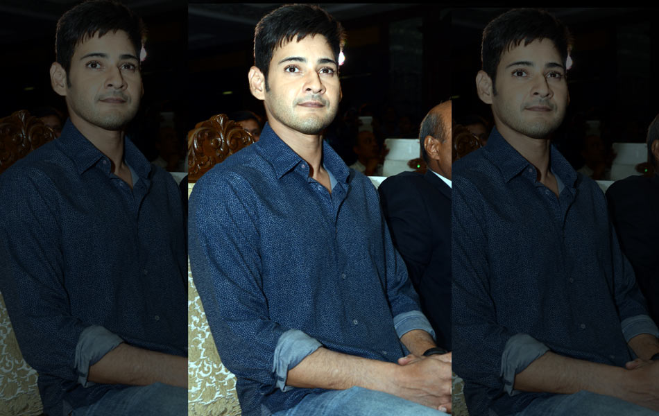 Mahesh babu for idea students awards5