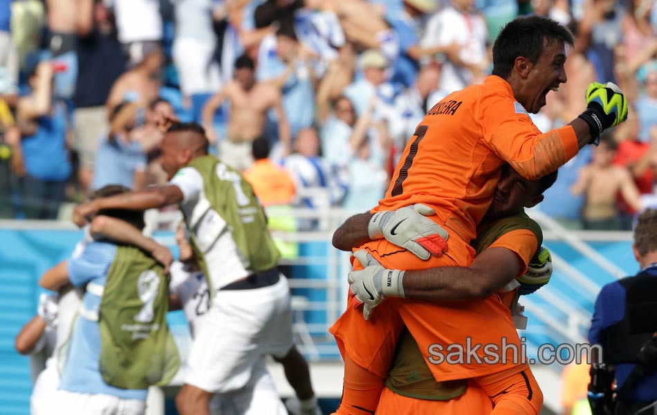 uruguay victory over italy - Sakshi7