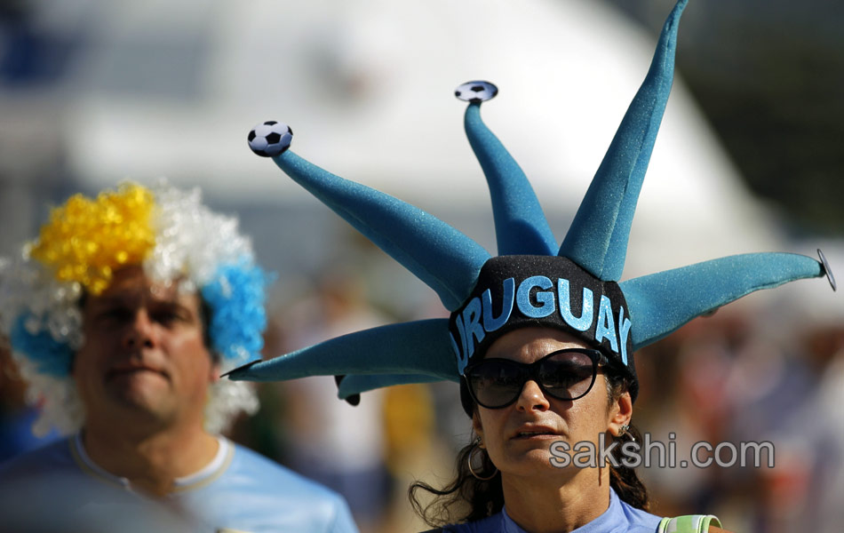 uruguay victory over italy - Sakshi15