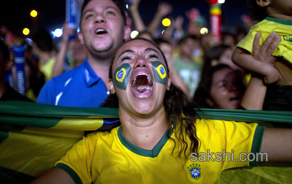 brazil wins over colombia and enters into semi final - Sakshi10