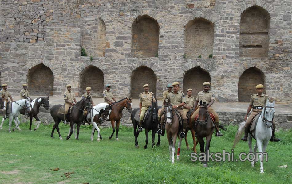 marching in golkonda fort - Sakshi3