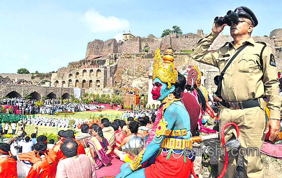 Independence celebrations at Golconda Fort - Sakshi3