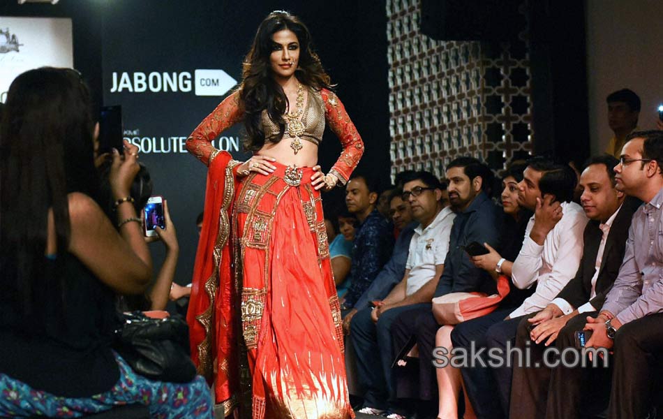 celebrities at lakme fashion week11