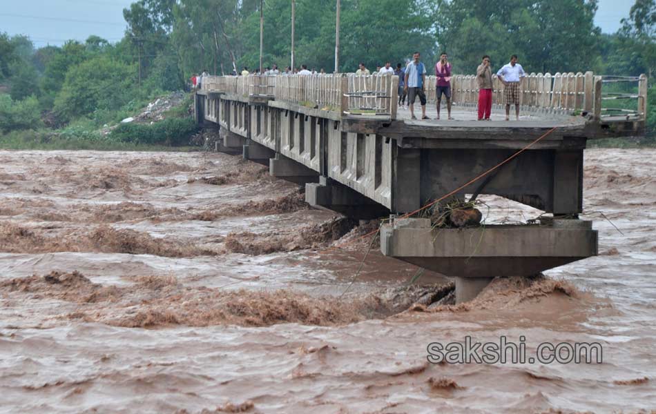 Floods hit Jammu and Kashmir - Sakshi7