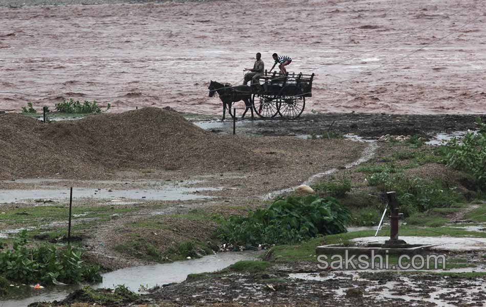 Floods hit Jammu and Kashmir - Sakshi18