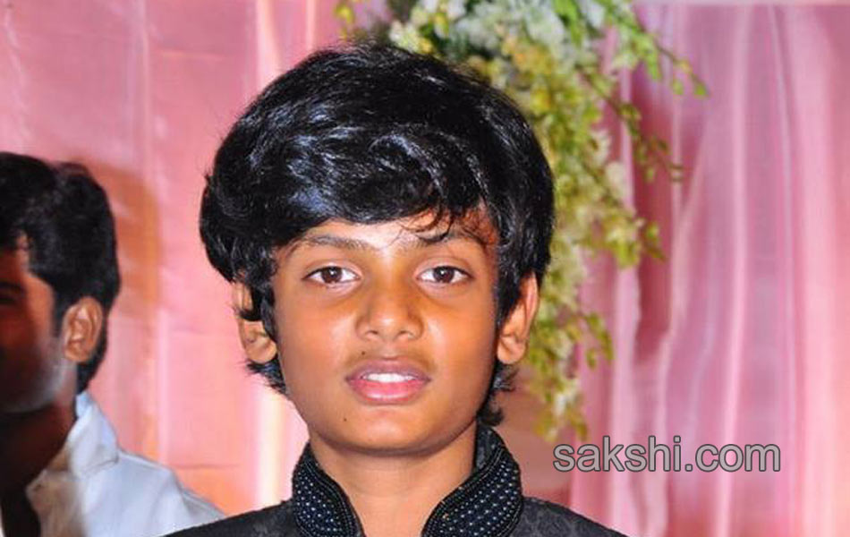 puri jagannadh son akash puri turned as hero10