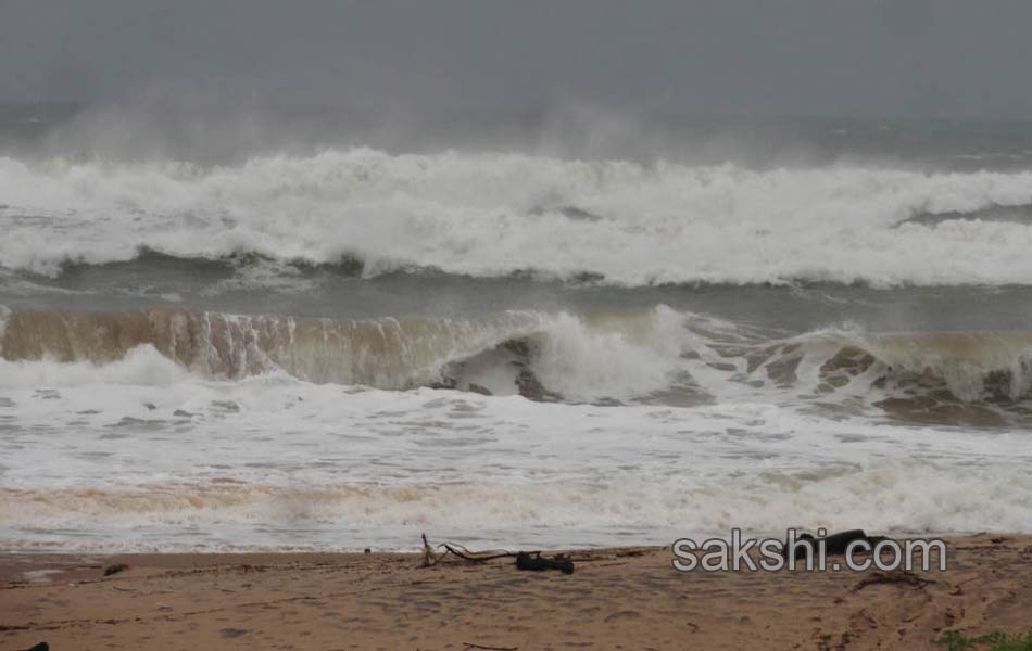 hudhud cyclone11