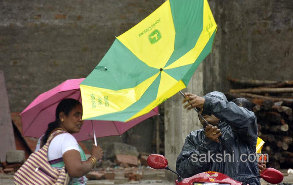 hudhud cyclone23