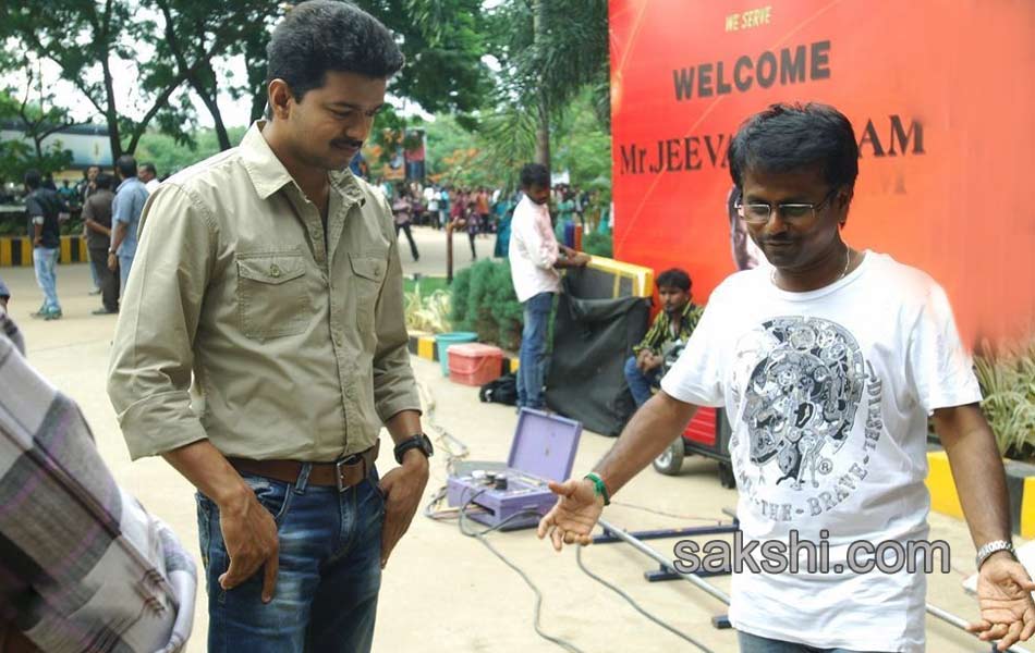 Kaththi New movie stills6