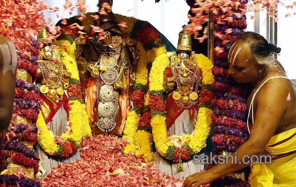 pushpa yagam at tirumala12