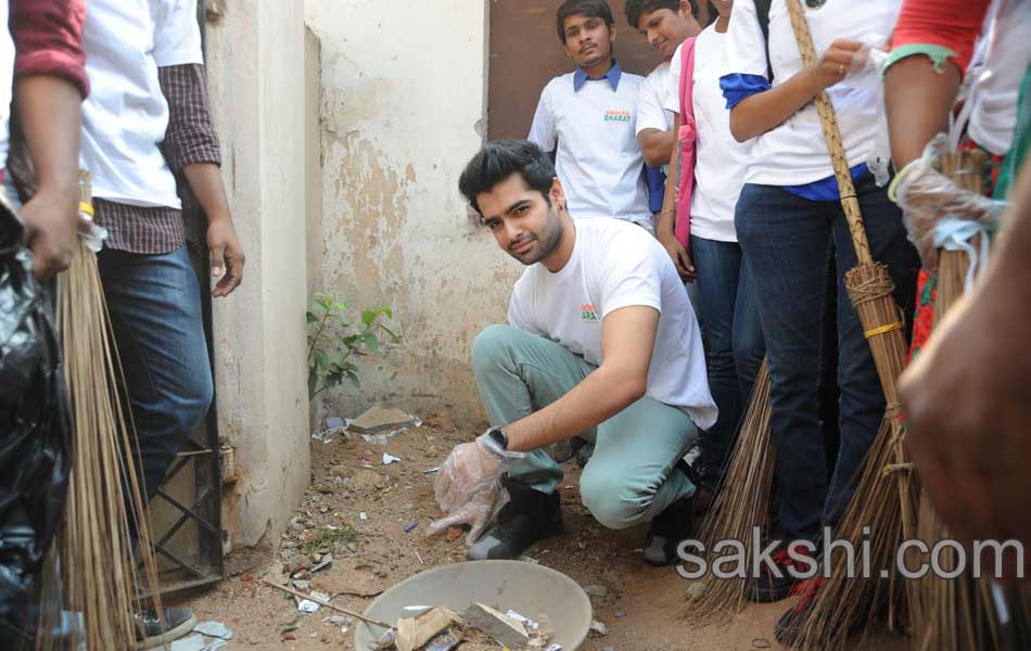 Ram hero in Swachch Bharat7