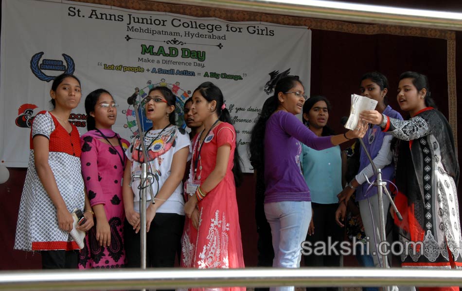 akhil arrives at st ann s mad day1