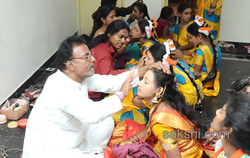 Muvvala dancers Savvadi14