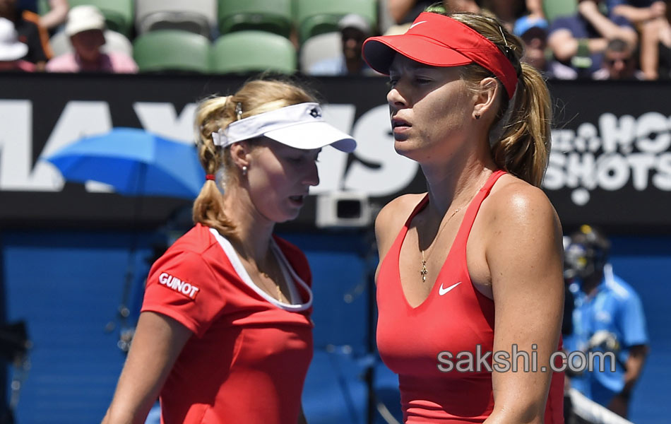 sharapova and serena williums entered in finals - Sakshi11