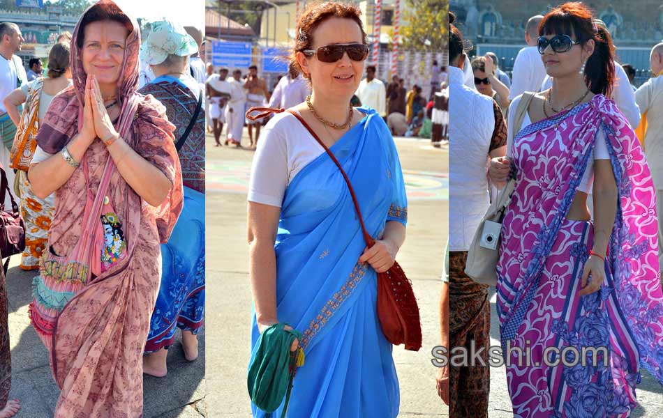 russians visit tirumala wearing sarees and dhotis12