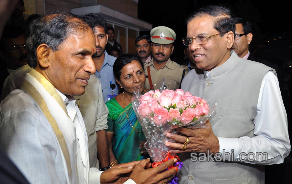 srilanka president arrives at tirumala - Sakshi3