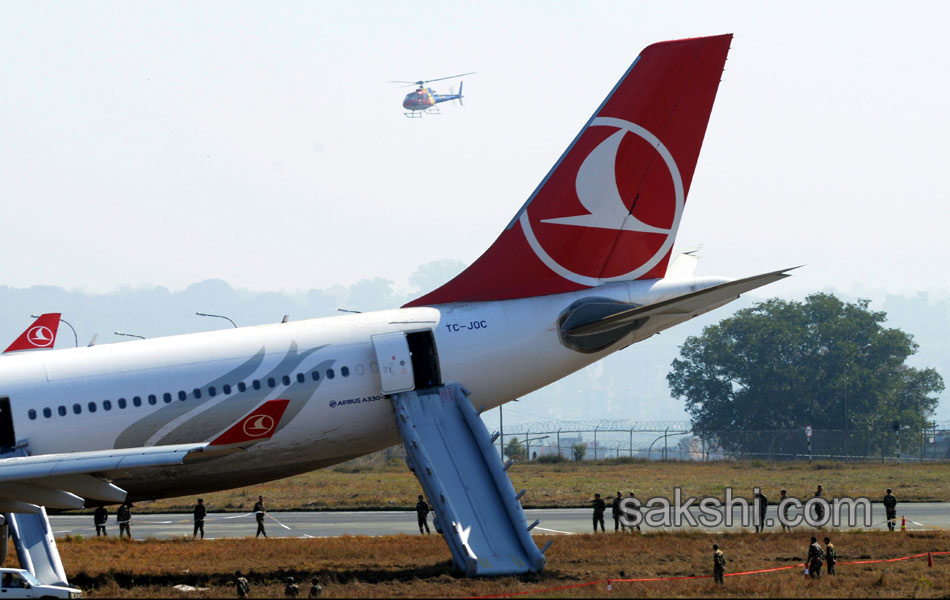 Turkish plane suffers nose gear collapse in Kathmandu13