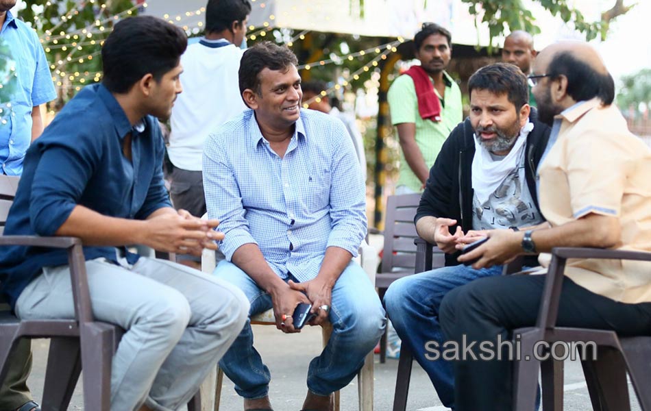 son of satyamurthy working stills15