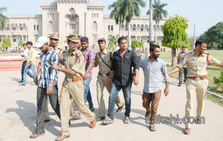 Protests at Osmania University foiled by Police - Sakshi15