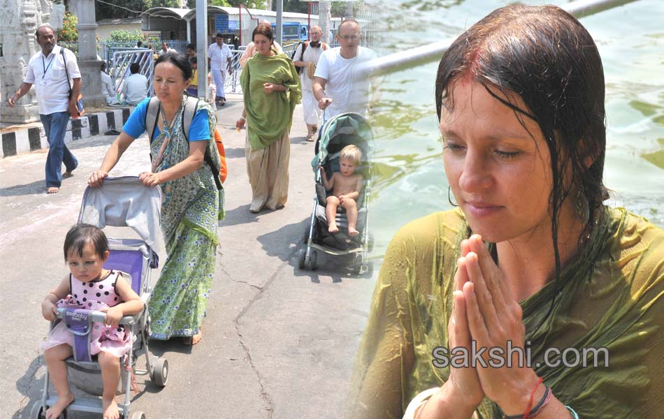 Tirumala foreign devotees thronging12